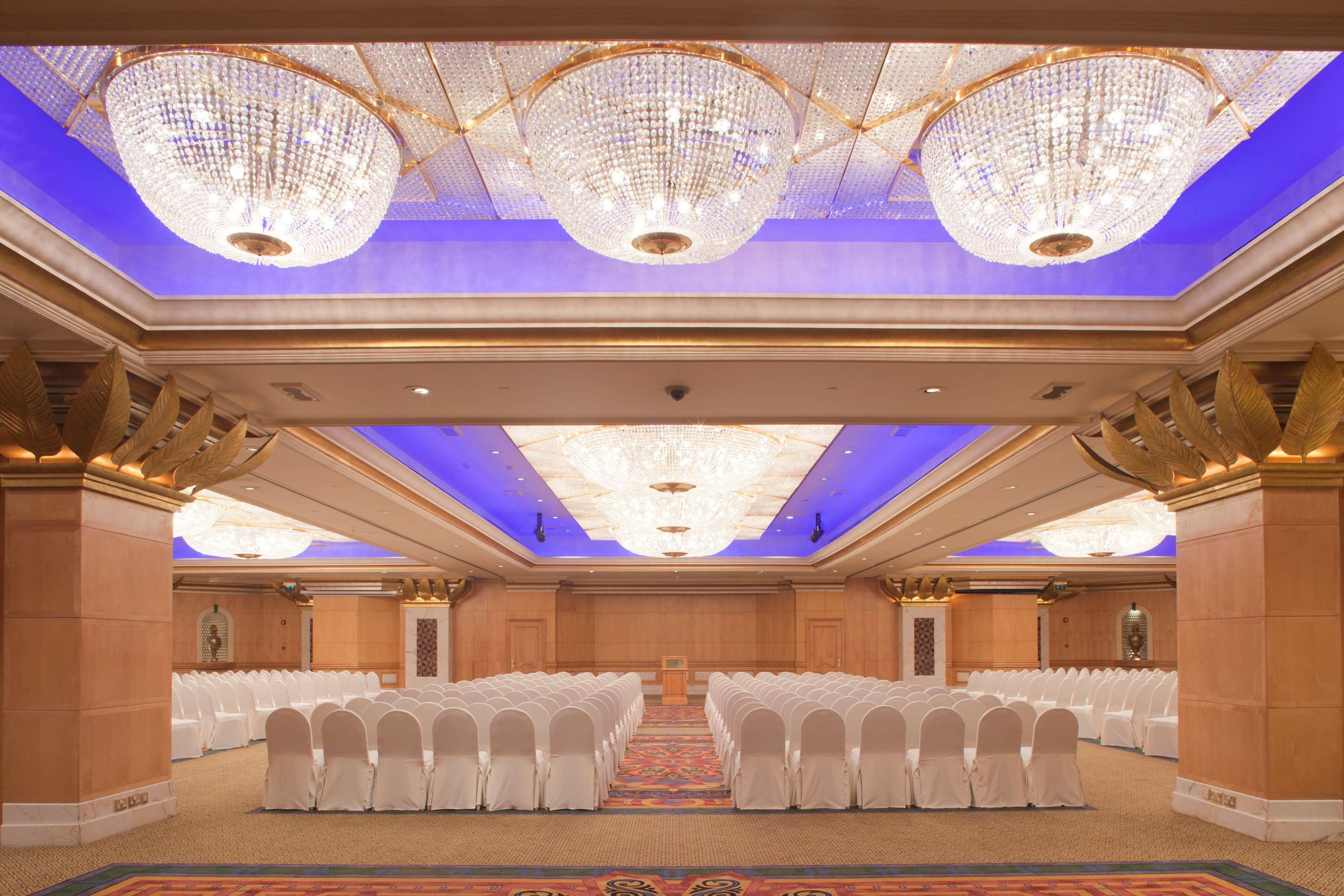 Grand Hyatt Hotel 5*